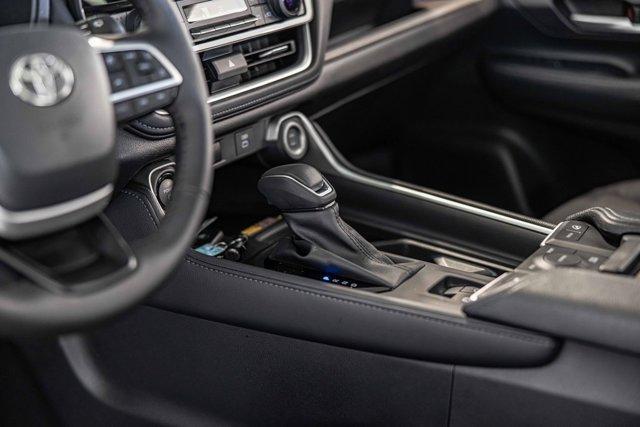 Photo of 2024 Blueprint Toyota Grand Highlander
