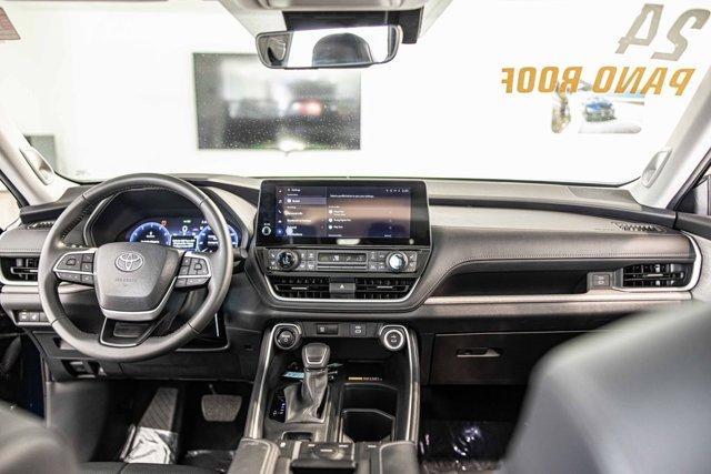 Photo of 2024 Blueprint Toyota Grand Highlander