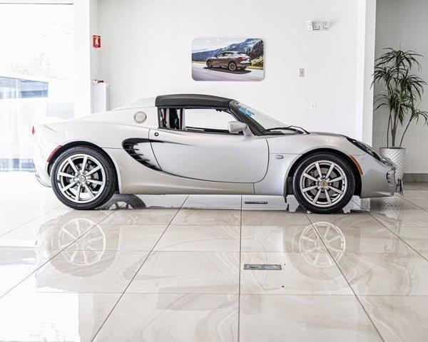 Photo of 2005 Arctic Silver Metallic Lotus Elise