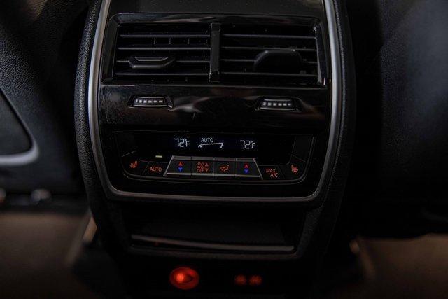 Photo of 2024 Mineral White Metallic BMW X5