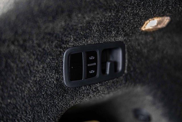 Photo of 2022 Beluga Black Bentley Bentayga