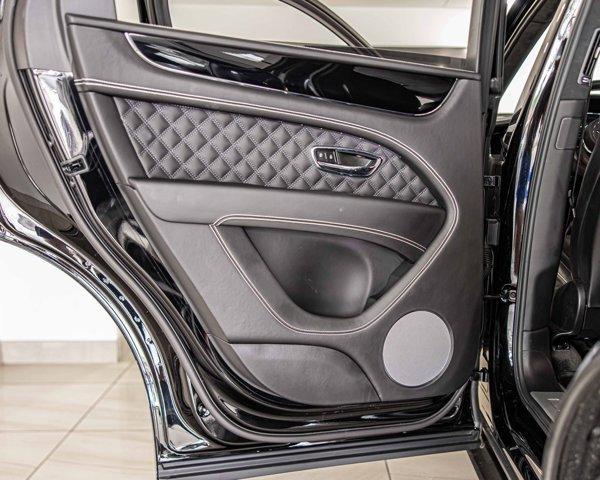 Photo of 2022 Beluga Black Bentley Bentayga