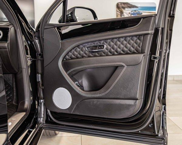 Photo of 2022 Beluga Black Bentley Bentayga