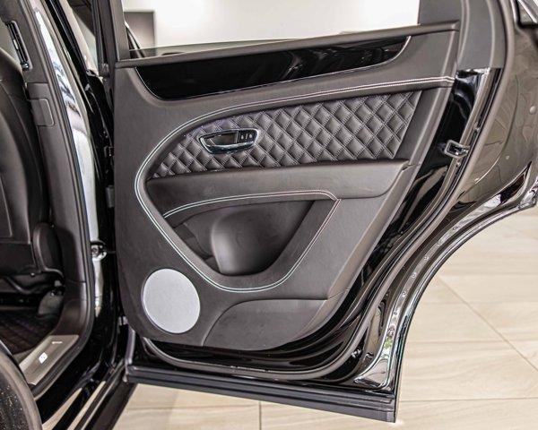 Photo of 2022 Beluga Black Bentley Bentayga