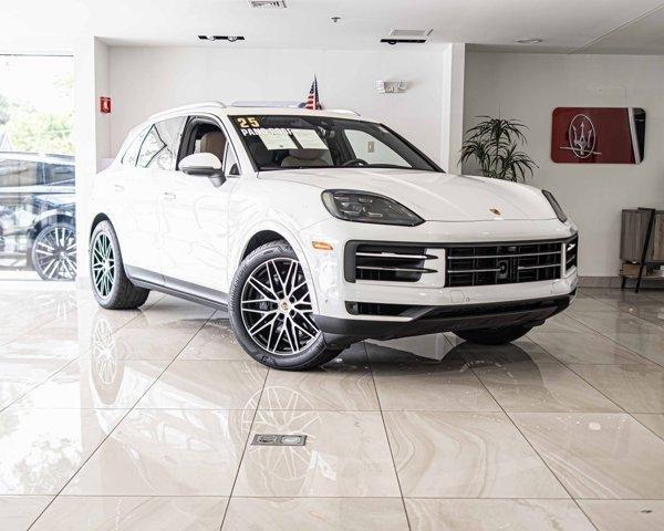Photo of 2025 White Porsche Cayenne
