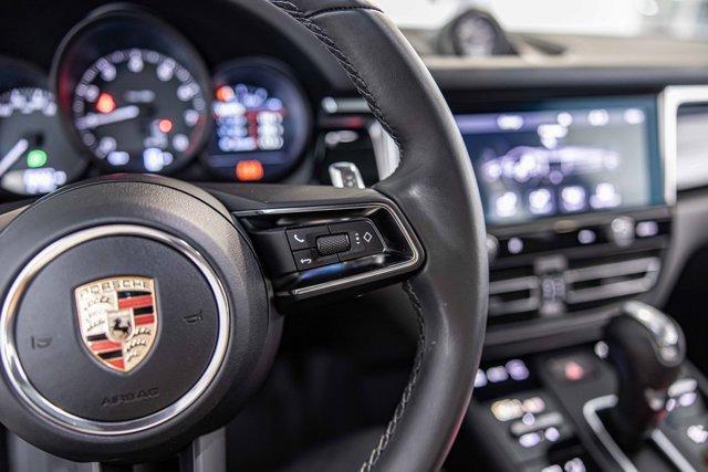 Photo of 2023 Night Blue Metallic Porsche Macan