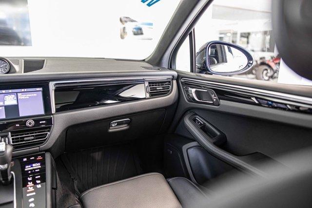 Photo of 2023 Night Blue Metallic Porsche Macan
