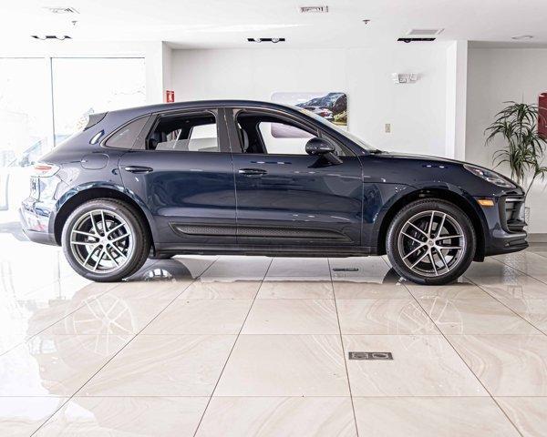 Photo of 2023 Night Blue Metallic Porsche Macan