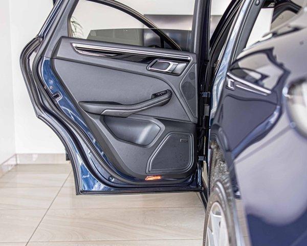 Photo of 2023 Night Blue Metallic Porsche Macan