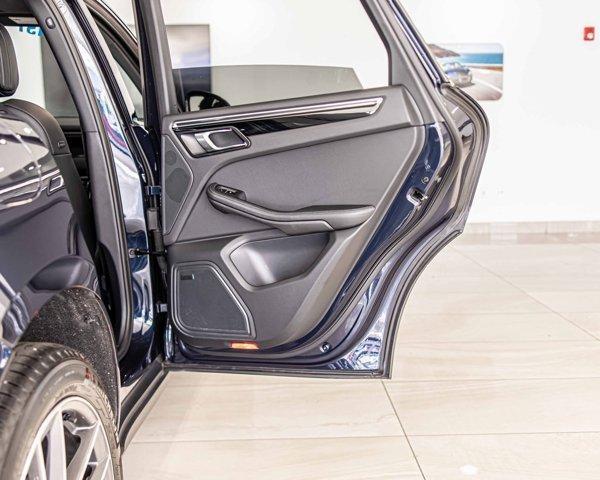 Photo of 2023 Night Blue Metallic Porsche Macan