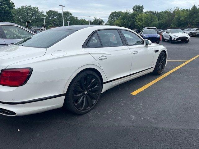 Photo of 2021 Glacier White Bentley Flying Spur