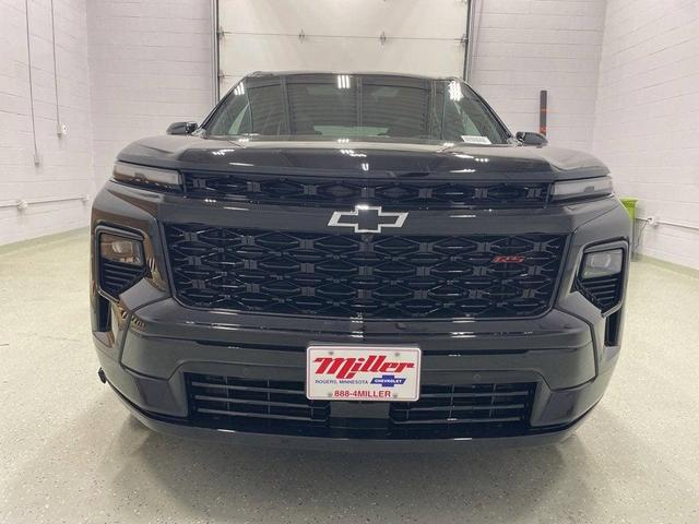 Photo of 2026 Mosaic Black Metallic Chevrolet Traverse