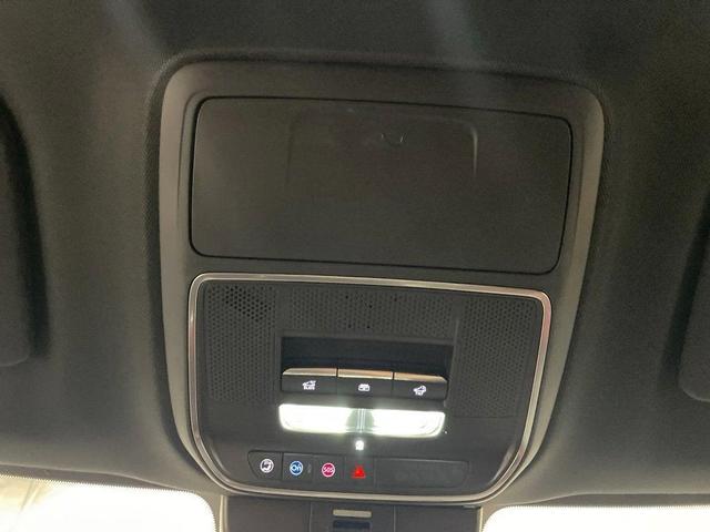Photo of 2026 Mosaic Black Metallic Chevrolet Traverse