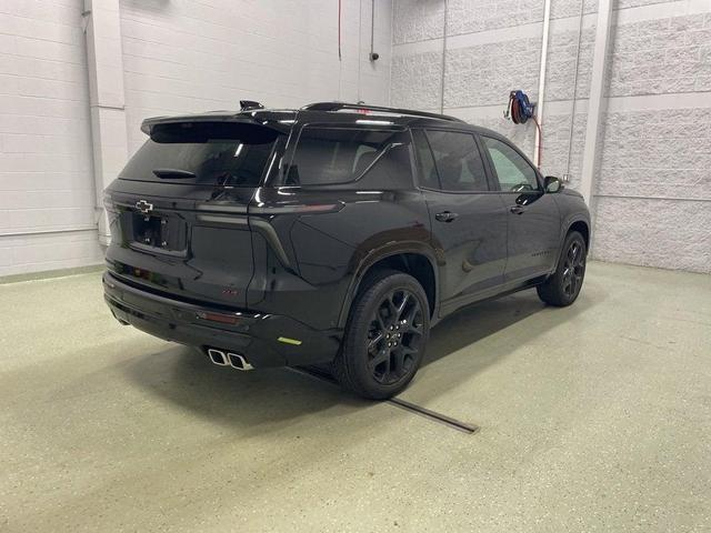 Photo of 2026 Mosaic Black Metallic Chevrolet Traverse