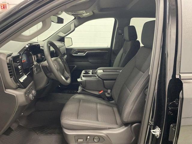 Photo of 2026 Black Chevrolet Silverado 1500