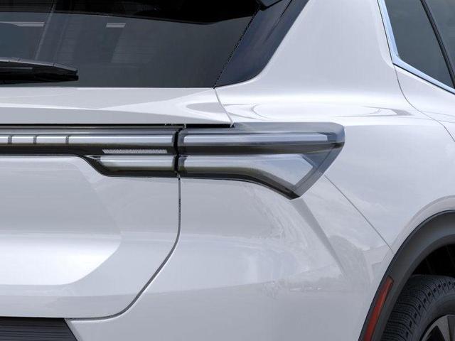 Photo of 2026 Summit White Chevrolet Equinox EV