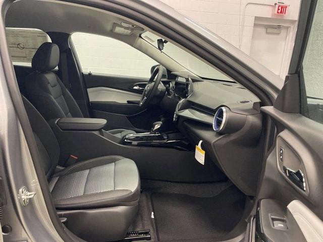 Photo of 2026 Sharkskin Chevrolet Trax