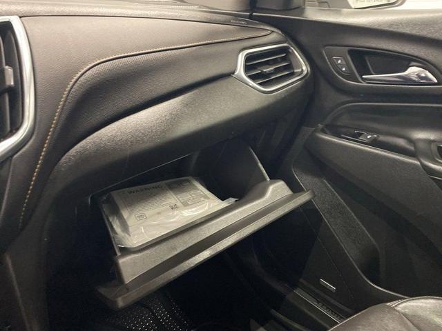 Photo of 2022 Summit White Chevrolet Equinox