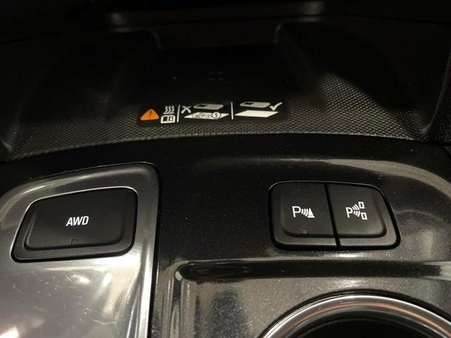 Photo of 2022 Summit White Chevrolet Equinox