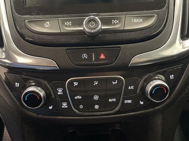 Photo of 2022 Summit White Chevrolet Equinox