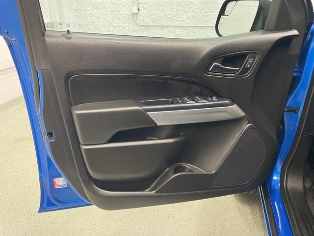 Photo of 2021 Bright Blue Metallic Chevrolet Colorado