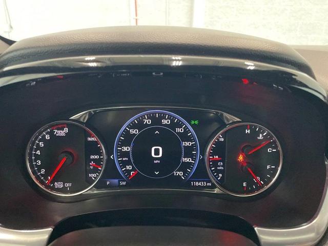 Photo of 2022 Mosaic Black Metallic Chevrolet Traverse