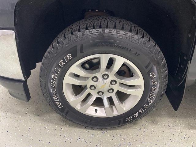 Photo of 2018 Graphite Metallic Chevrolet Silverado 1500