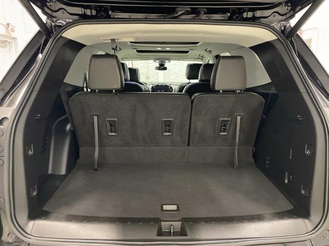Photo of 2021 Mosaic Black Metallic Chevrolet Traverse