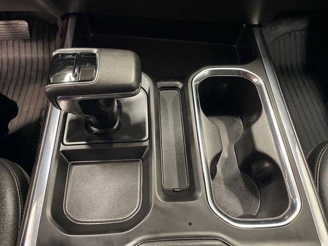 Photo of 2022 Black Chevrolet Silverado 1500