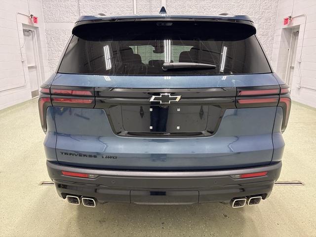 Photo of 2026 Lakeshore Blue Metallic Chevrolet Traverse