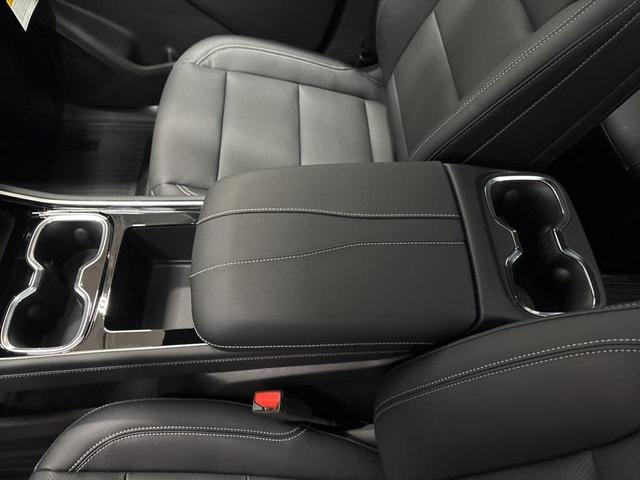 Photo of 2026 Lakeshore Blue Metallic Chevrolet Traverse