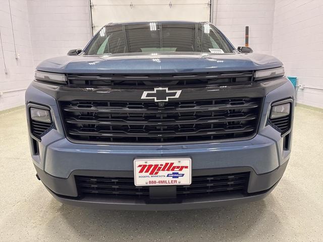 Photo of 2026 Lakeshore Blue Metallic Chevrolet Traverse