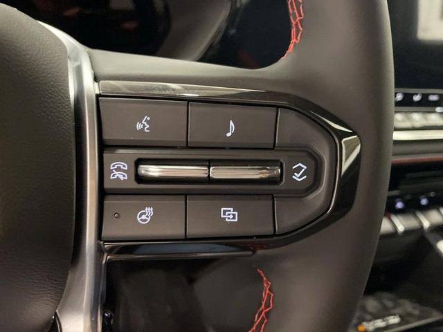 Photo of 2025 Sunrise Orange Chevrolet Colorado