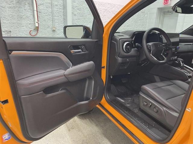 Photo of 2025 Sunrise Orange Chevrolet Colorado