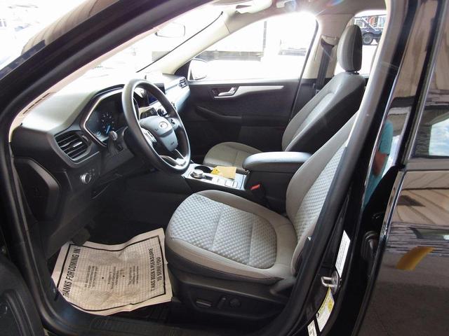 Photo of 2020 Black Ford Escape