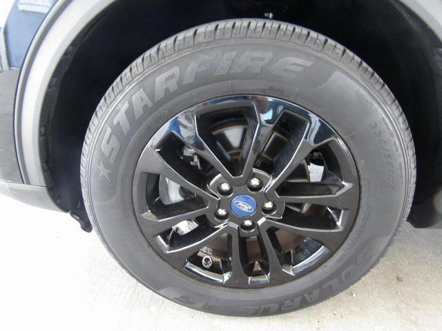 Photo of 2020 Black Ford Escape