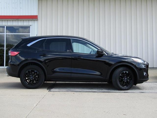 Photo of 2020 Black Ford Escape