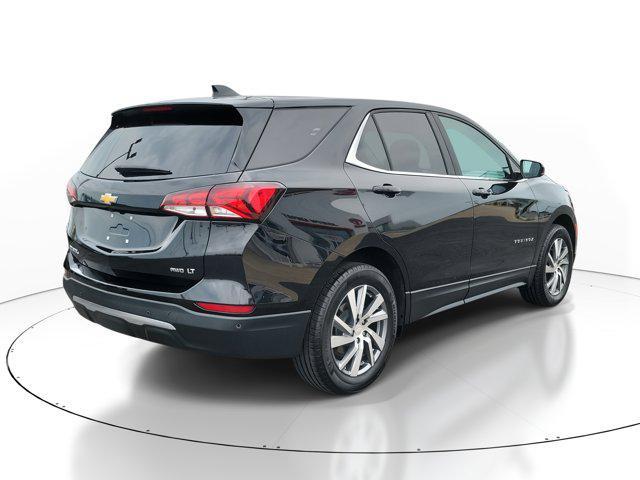 Photo of 2024 Mosaic Black Metallic Chevrolet Equinox