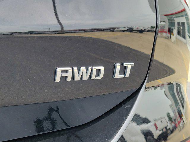 Photo of 2024 Mosaic Black Metallic Chevrolet Equinox