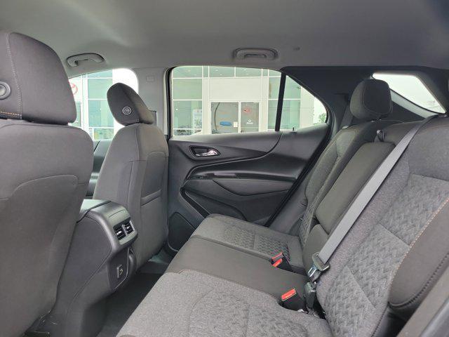 Photo of 2024 Mosaic Black Metallic Chevrolet Equinox