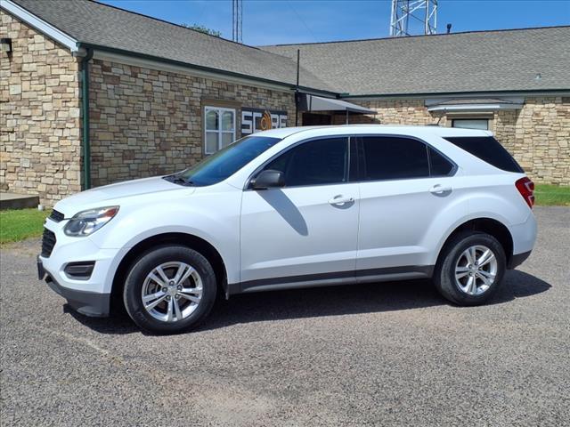 Photo of 2017 Summit White Chevrolet Equinox