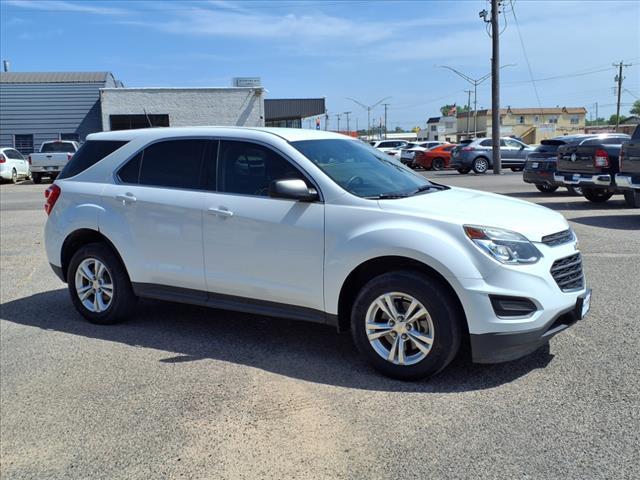 Photo of 2017 Summit White Chevrolet Equinox