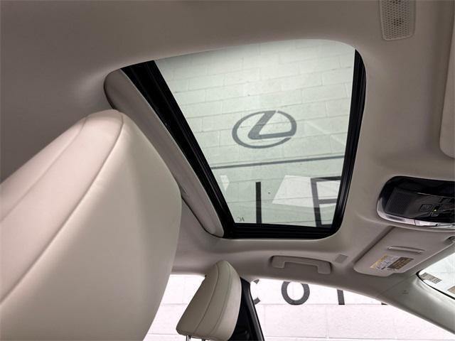 Photo of 2024 Iridium Lexus RX 350