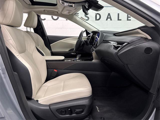 Photo of 2024 Iridium Lexus RX 350