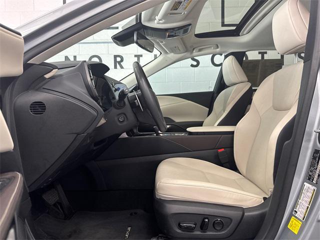 Photo of 2024 Iridium Lexus RX 350