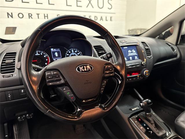Photo of 2017 Snow White Pearl Kia Forte