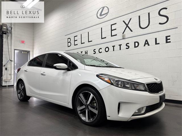 Photo of 2017 Snow White Pearl Kia Forte