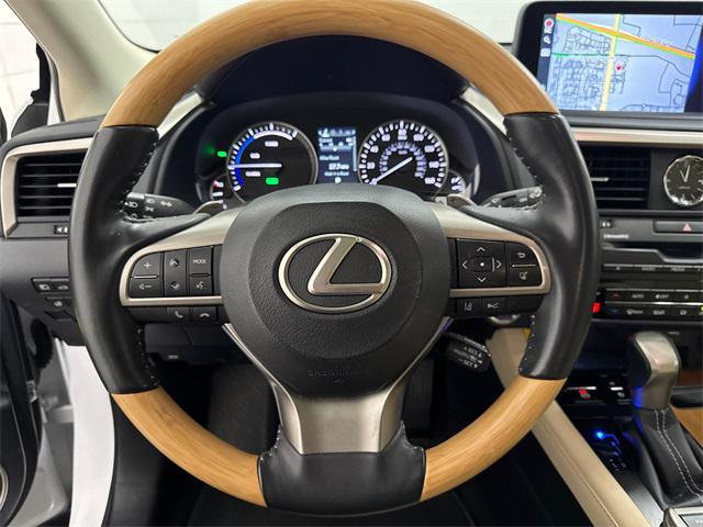 Photo of 2022 Eminent White Pearl Lexus RX 450h