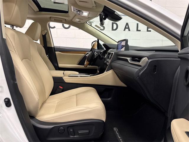 Photo of 2022 Eminent White Pearl Lexus RX 450h
