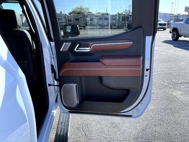 Photo of 2026 Glacier White GMC Sierra 1500